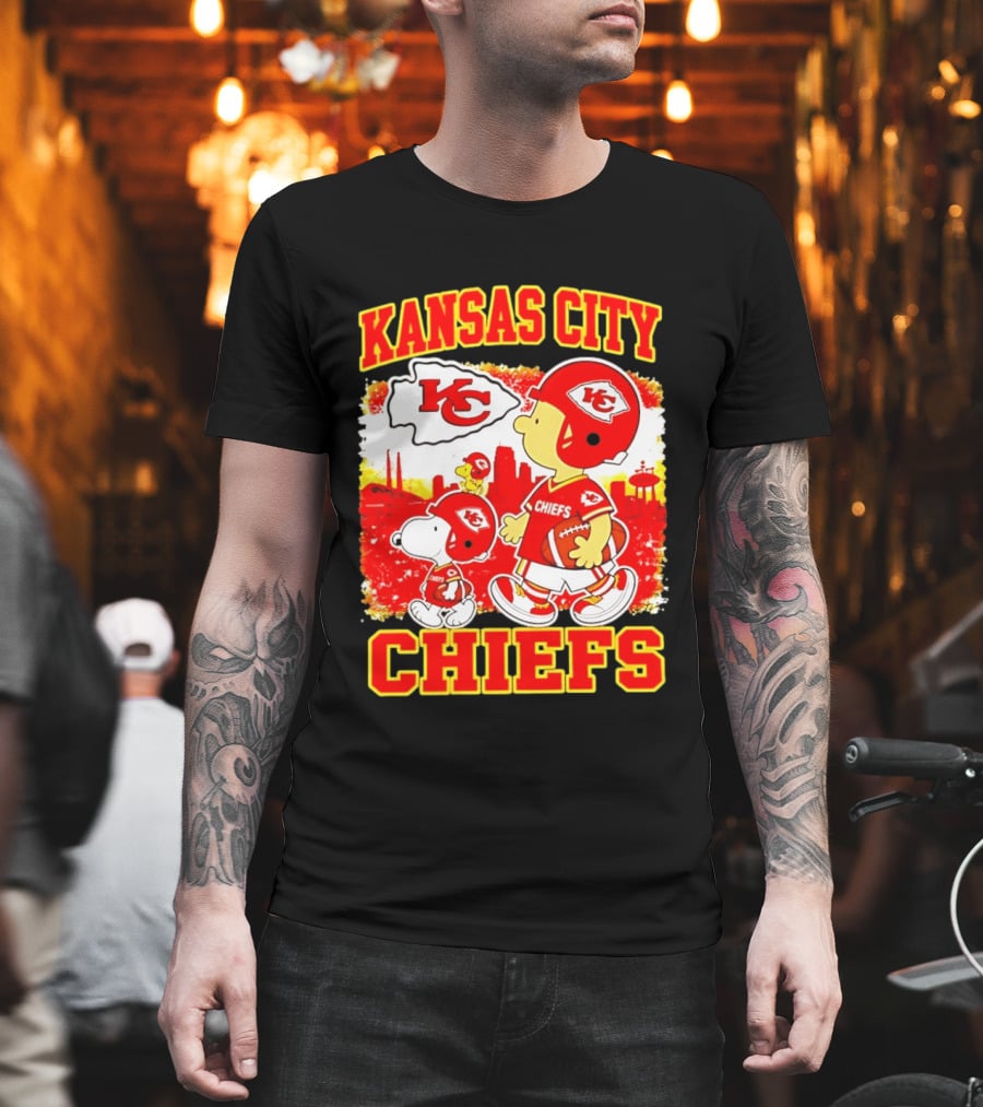 Kansas City Chiefs Snoopy Woodstock Skyline Football 2026 T-Shirt