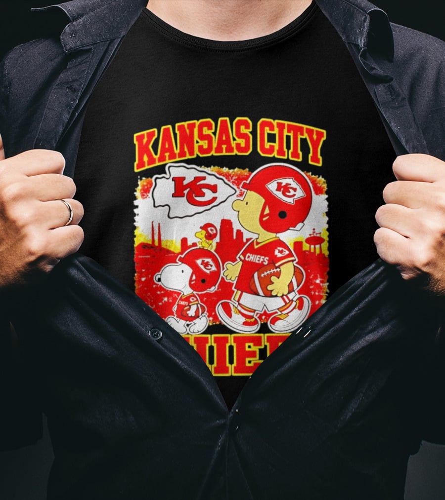 Kansas City Chiefs Snoopy Woodstock Skyline Football 2026 T-Shirt