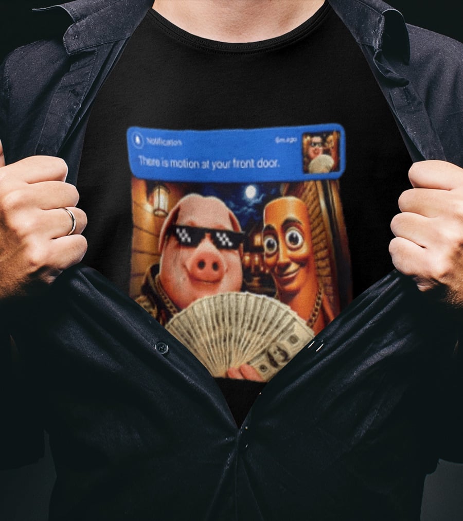 Notification Meme Pig And Wooden Man With Money Motion Alert T-Shirt