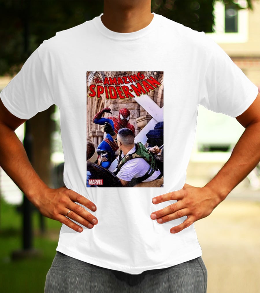 The Amazing Spider Man Marvel Comic Scene T-Shirt