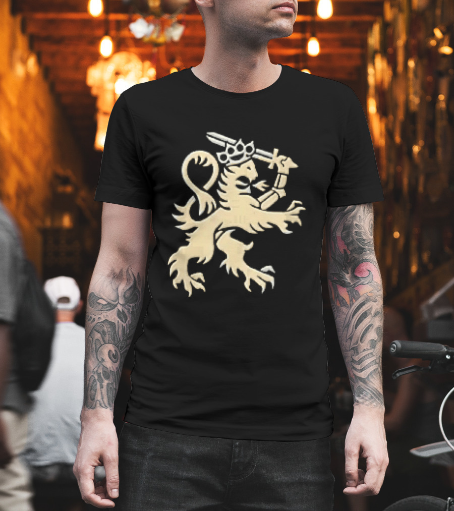 Heraldic Gold Rampant Lion With Crown Sword And Brass Knuckles T-Shirt