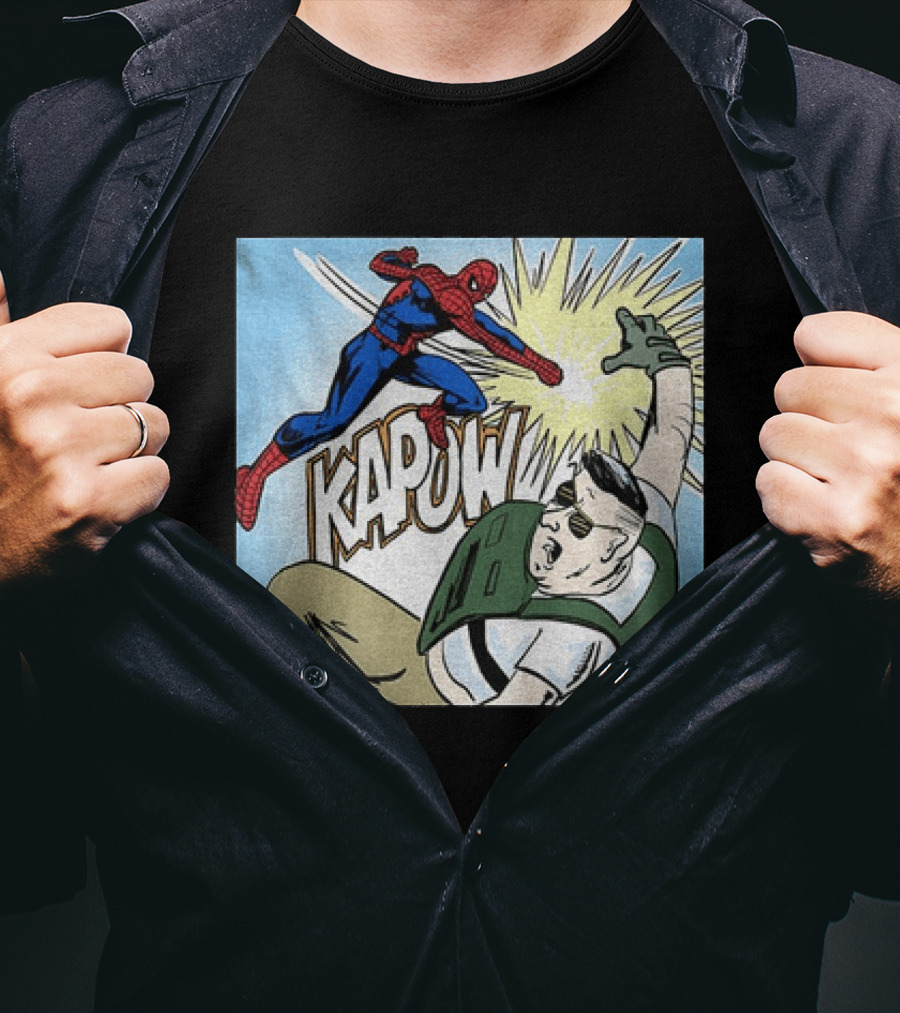 Spider Man Kapow Punch Action Jake Lang Amigo Da Militancia T-Shirt