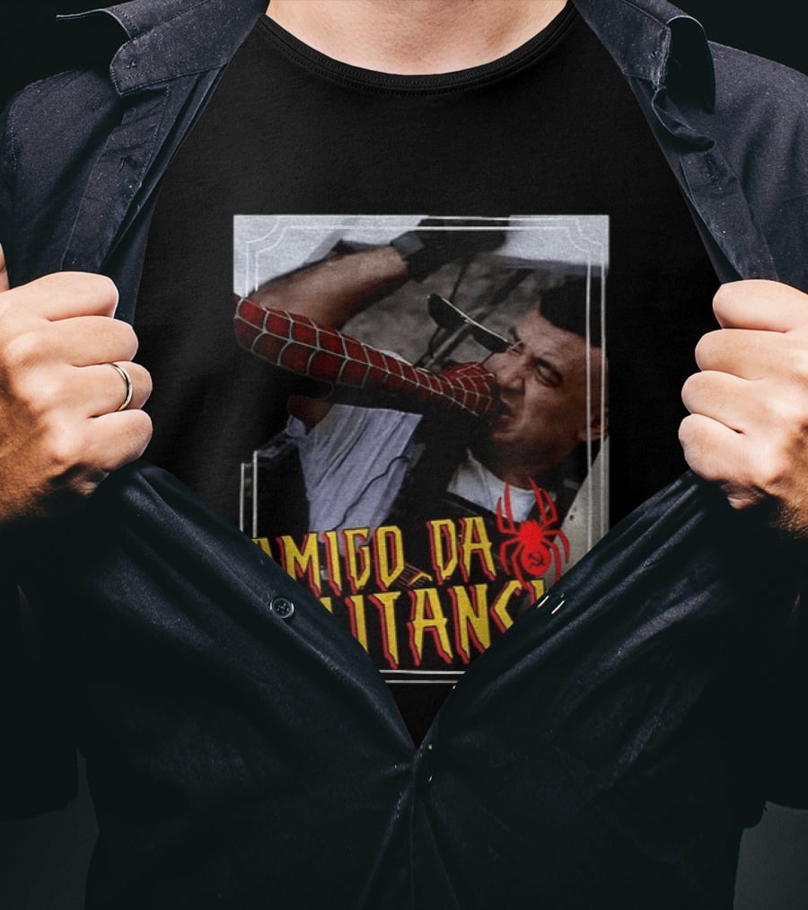 Amigo Da Militância Spider Man Punching T-Shirt