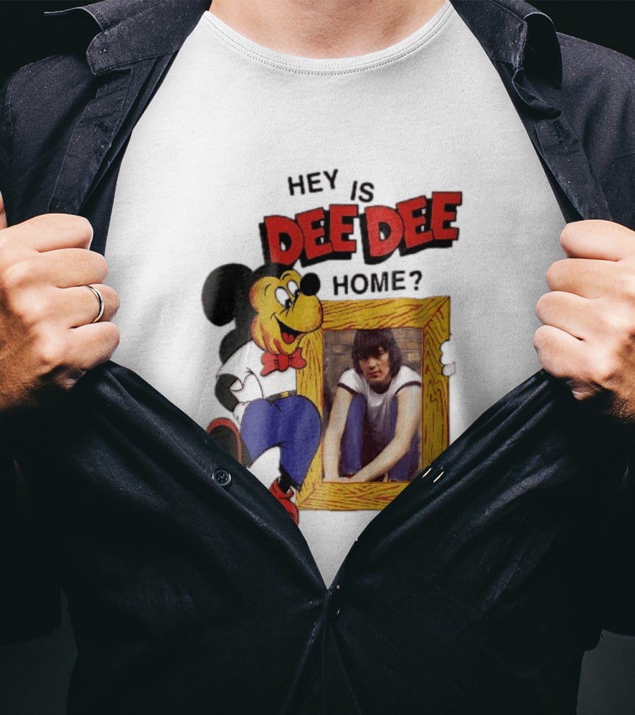 Hey Is Dee Dee Home Cartoon Mickey Mouse Holding Framed Photo T-Shirt