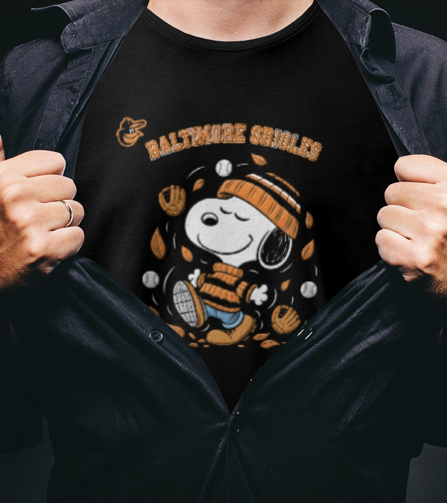 Baltimore Orioles Snoopy Beanie Mitts Falling Leaves Baseballs T-Shirt