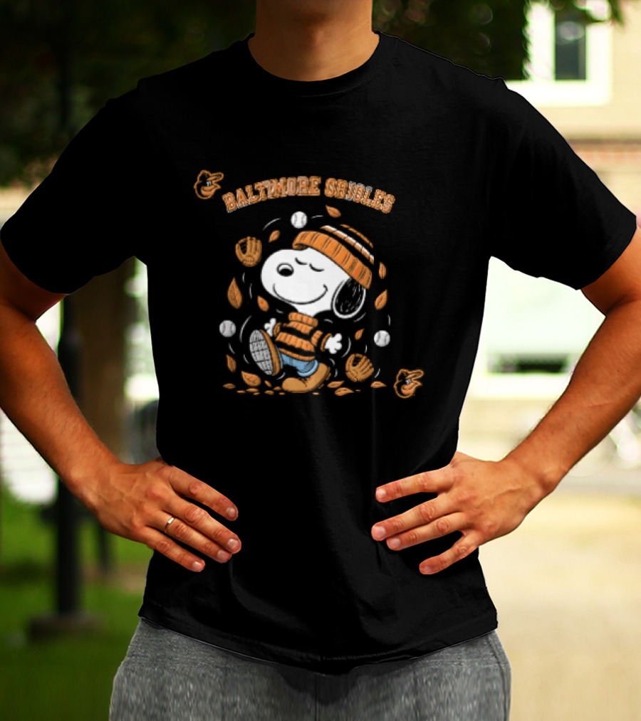 Baltimore Orioles Snoopy Beanie Mitts Falling Leaves Baseballs T-Shirt