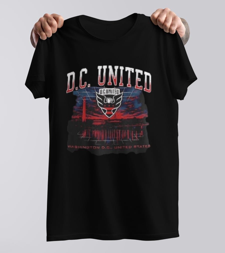 D.C. United Eagle Crest Washington Monument Reflecting Pool Washington D.C. United States T-Shirt