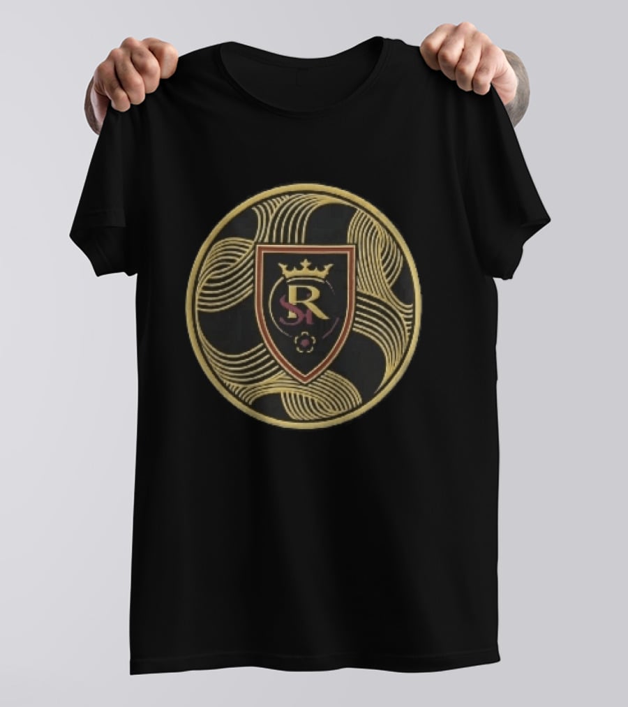 Royal Shield Gold Crown Monogram Rs Filigree Circular T-Shirt