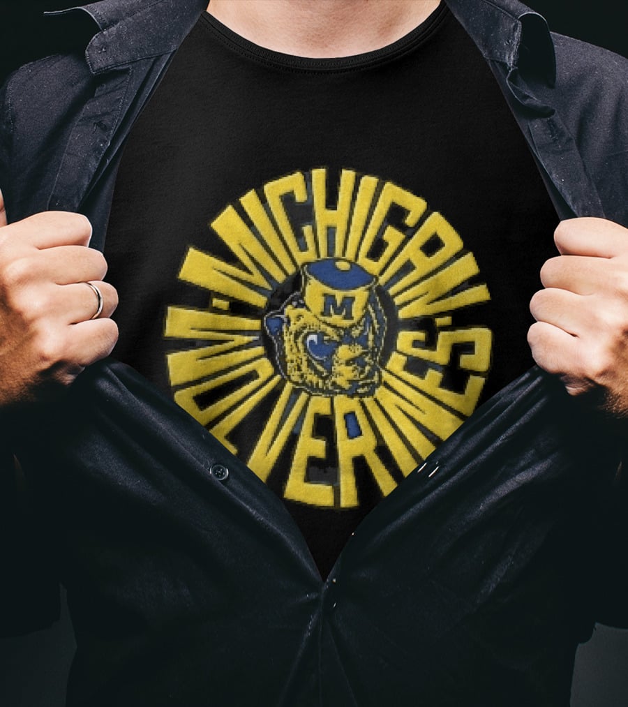 Michigan Wolverines NCAA Sailor Cap Radial Vintage Look T-Shirt