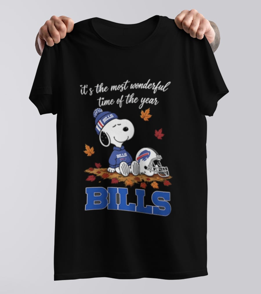 It's The Most Wonderful Time Of Year Snoopy Buffalo Bills Sitting Helmet Leaves T-Shirt