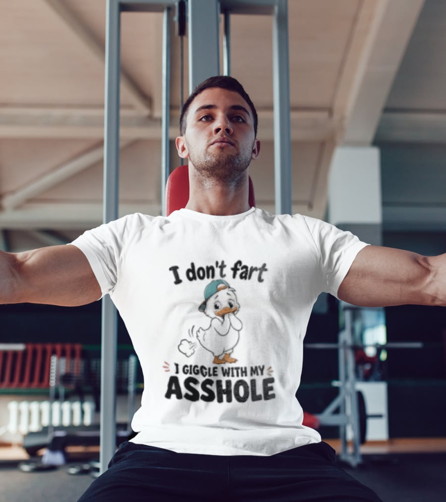 I Don't Fart Giggle With My Asshole Cartoon Duck Backward Cap T-Shirt