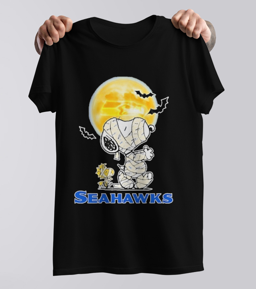 Seattle Seahawks Snoopy Mummy Halloween Moon T-Shirt