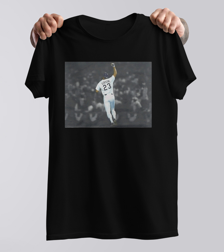 Kirk Gibson 23 Los Angeles Dodgers Baseball Celebration Iconic Moment T-Shirt