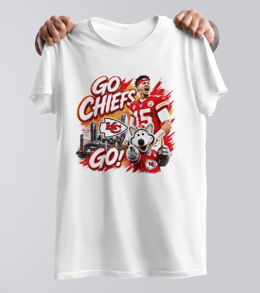 Go Chiefs Kansas City Patrick Mahomes 15 KC Football T-Shirt