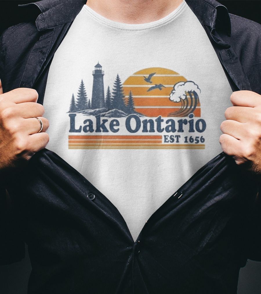 Lake Ontario Est 1656 Lighthouse Sunset Tree Birds T-Shirt
