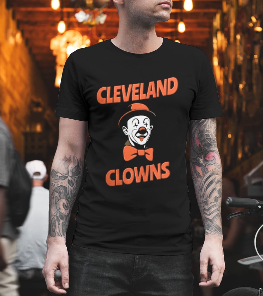 Cleveland Clowns Red Hat Bowtie T-Shirt