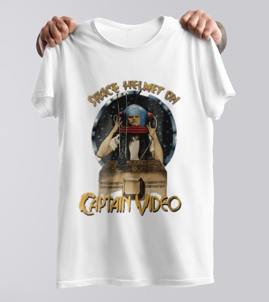 Space Helmet On Captain Video Retro Sci Fi Adventure T-Shirt