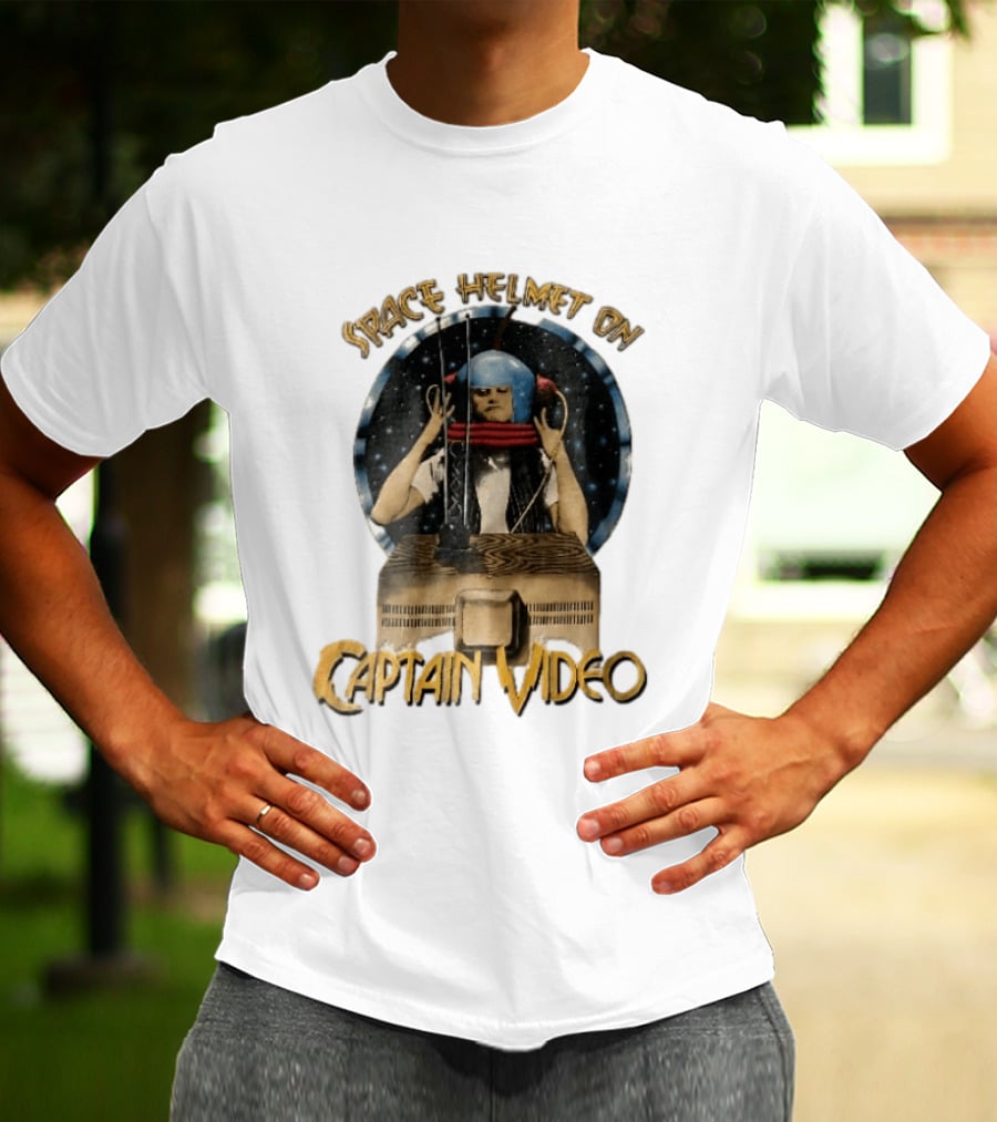Space Helmet On Captain Video Retro Sci Fi Adventure T-Shirt