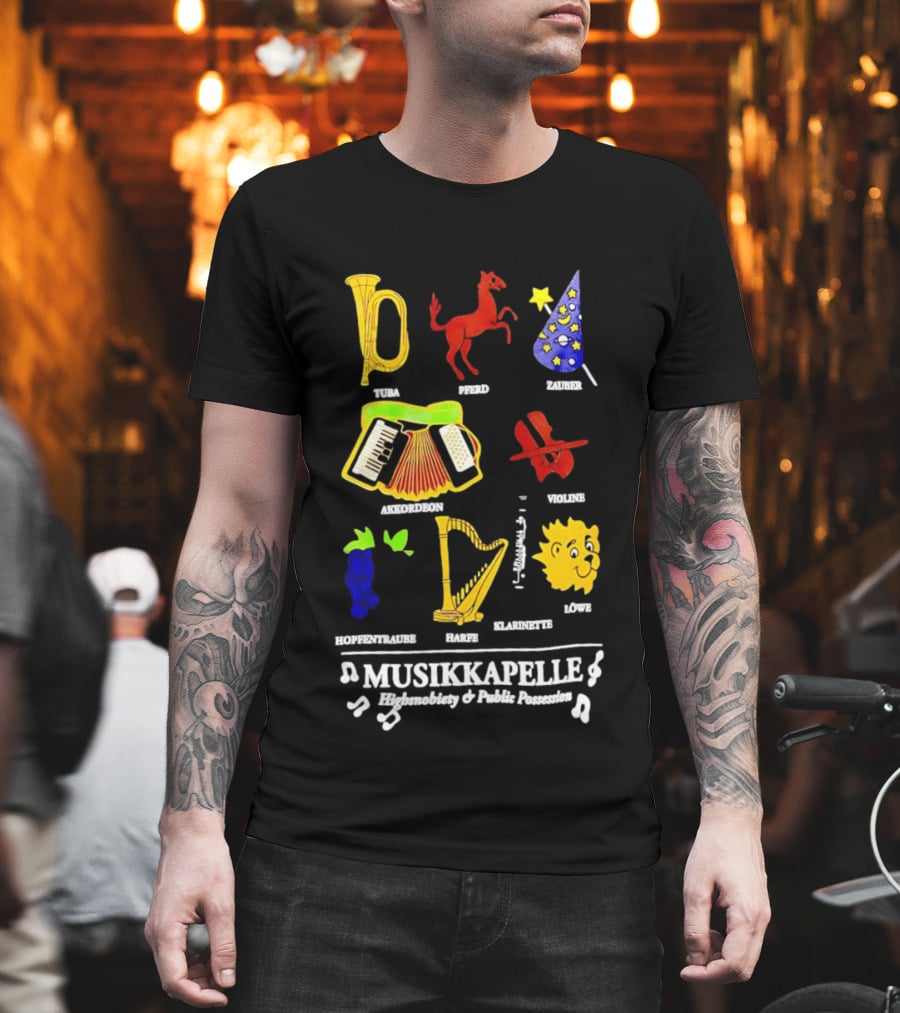 Musikkapelle Highsnobiety And Public Possession Tuba Speed Zauber Akkordeon Wolke Hopfentruabe Harfe Klarinet Löwe T-Shirt