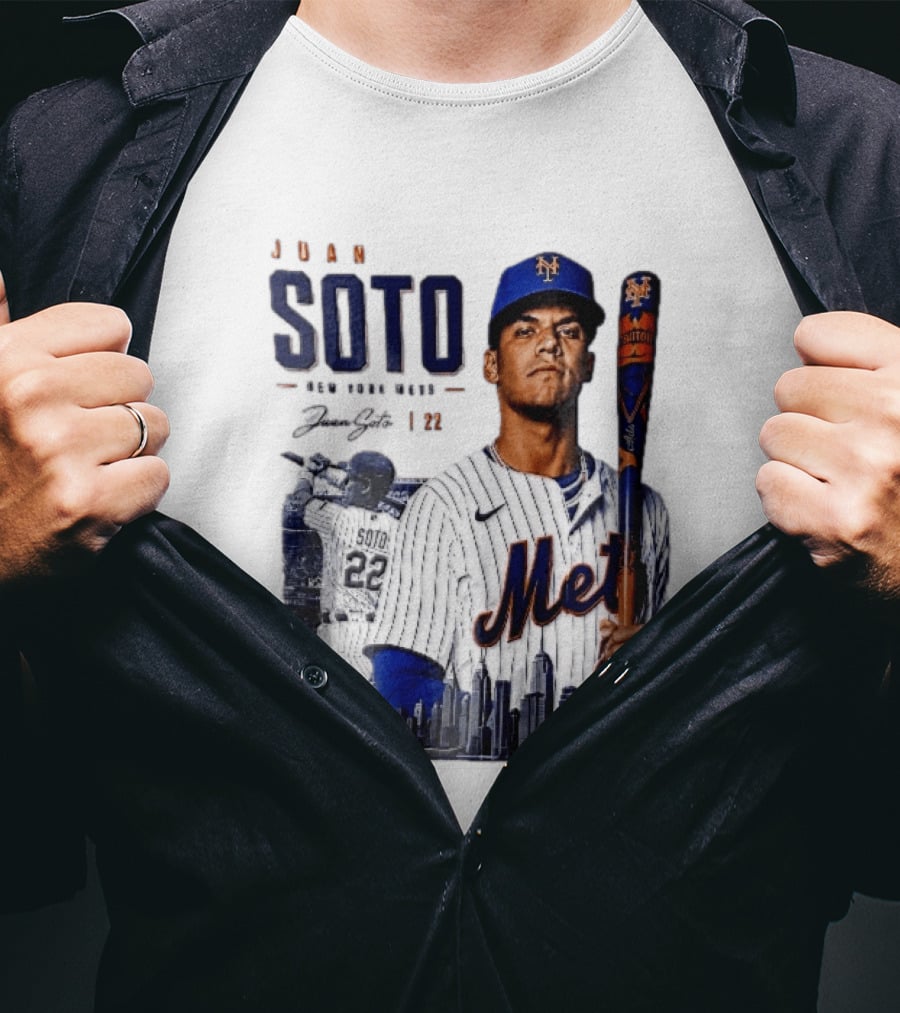 Juan Soto New York Mets MLB 22 Player Batting Skyline Collage T-Shirt
