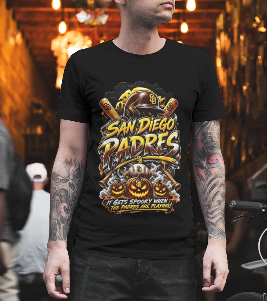San Diego Padres It Gets Spooky When The Padres Are Playing Halloween Baseball Pumpkins Bats T-Shirt