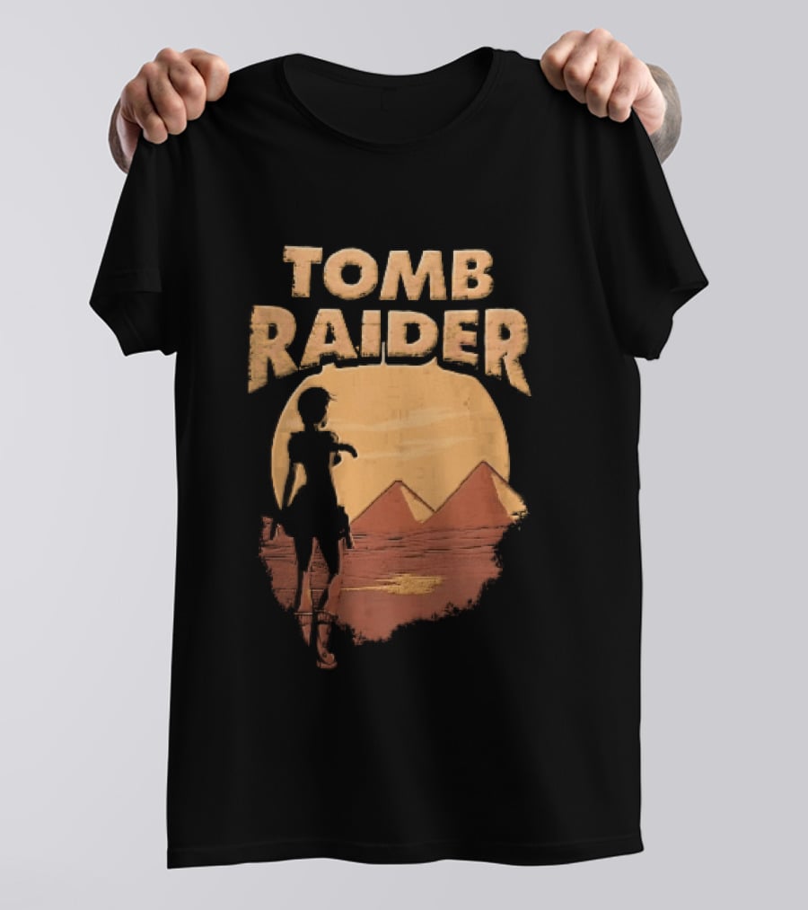 Tomb Raider Lara Croft Pyramids Desert Sunset Scene T-Shirt