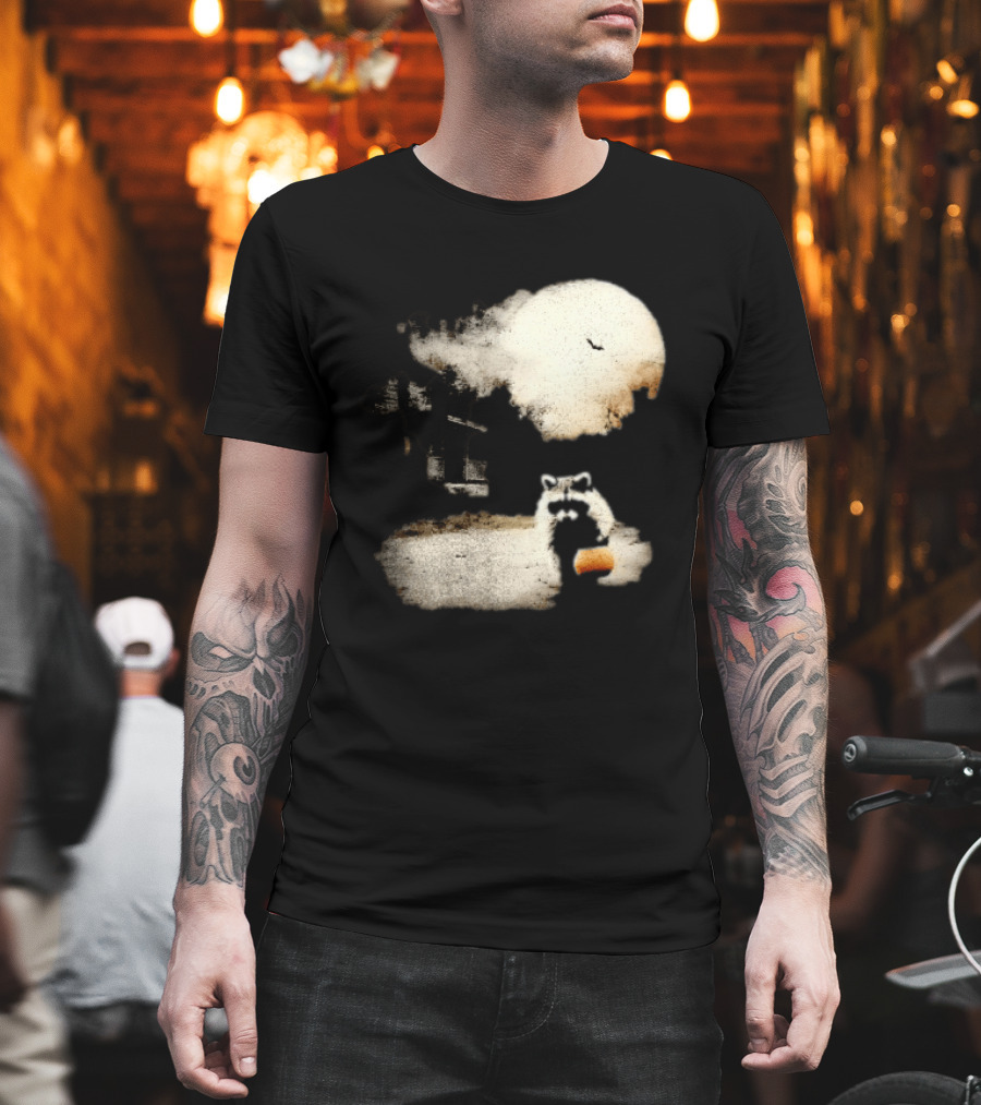 Halloween Spooky Pumpkin Raccoon Full Moon Scene T-Shirt