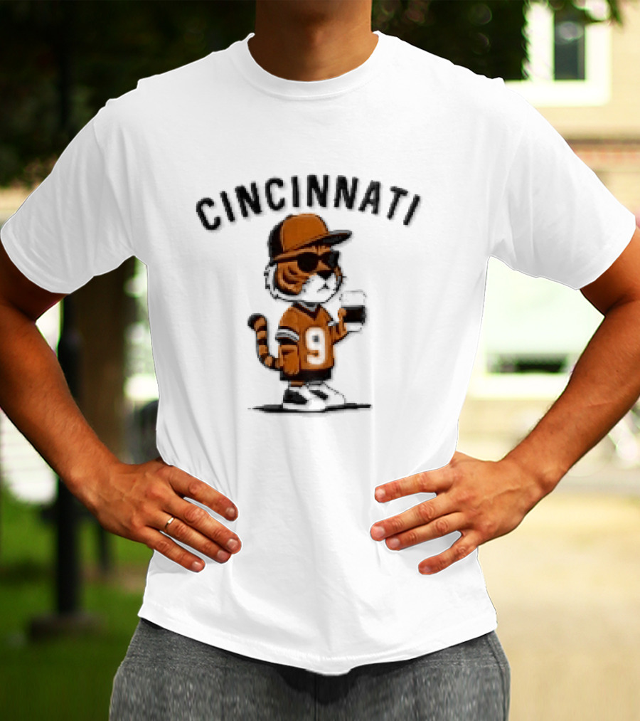 Cincinnati Bengals Cartoon Tiger Sunglasses Jersey Coffee Cup T-Shirt