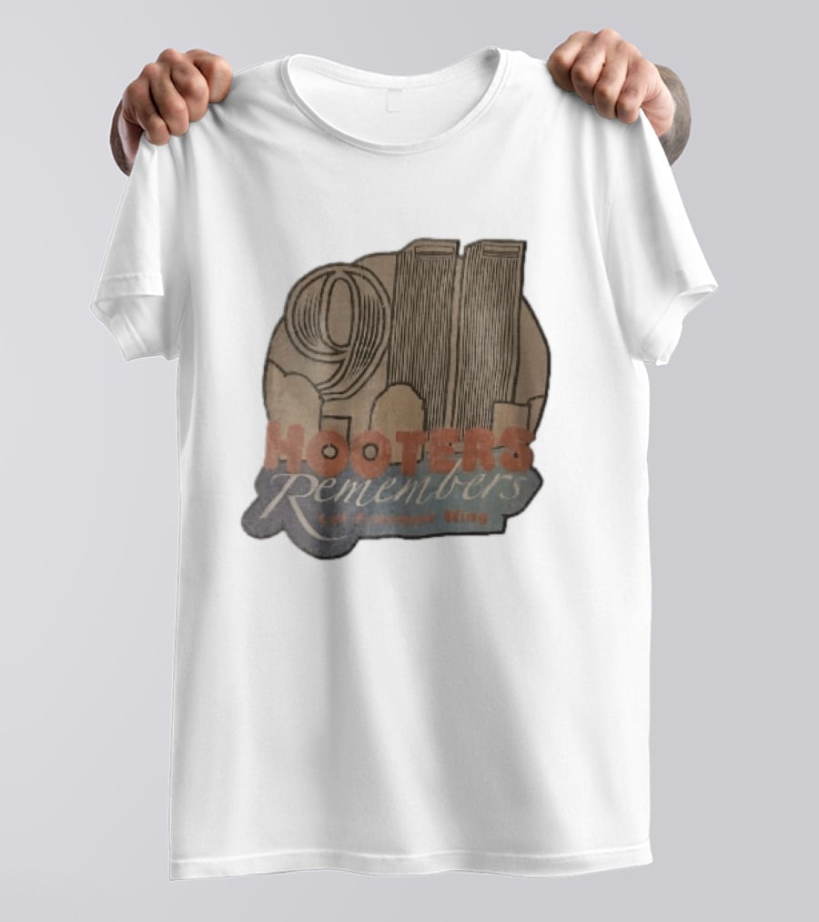 Hooters 911 Remembers Let Freedom Wing Twin Towers City Skyline T-Shirt