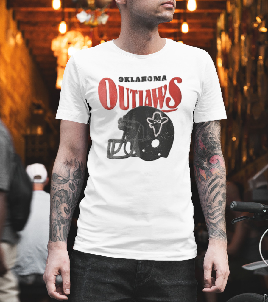 Oklahoma Outlaws Distressed Black Helmet Masked Bandit 2025 T-Shirt