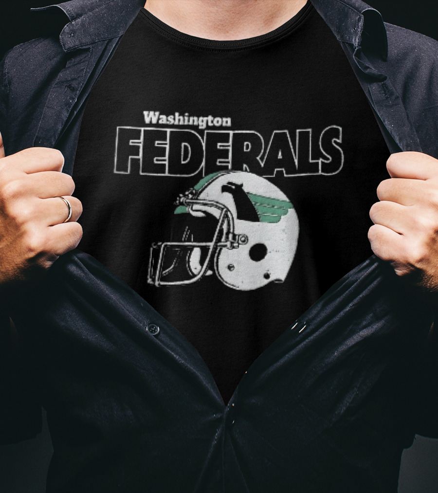 Washington Federals Distressed Football Helmet Green Eagle T-Shirt