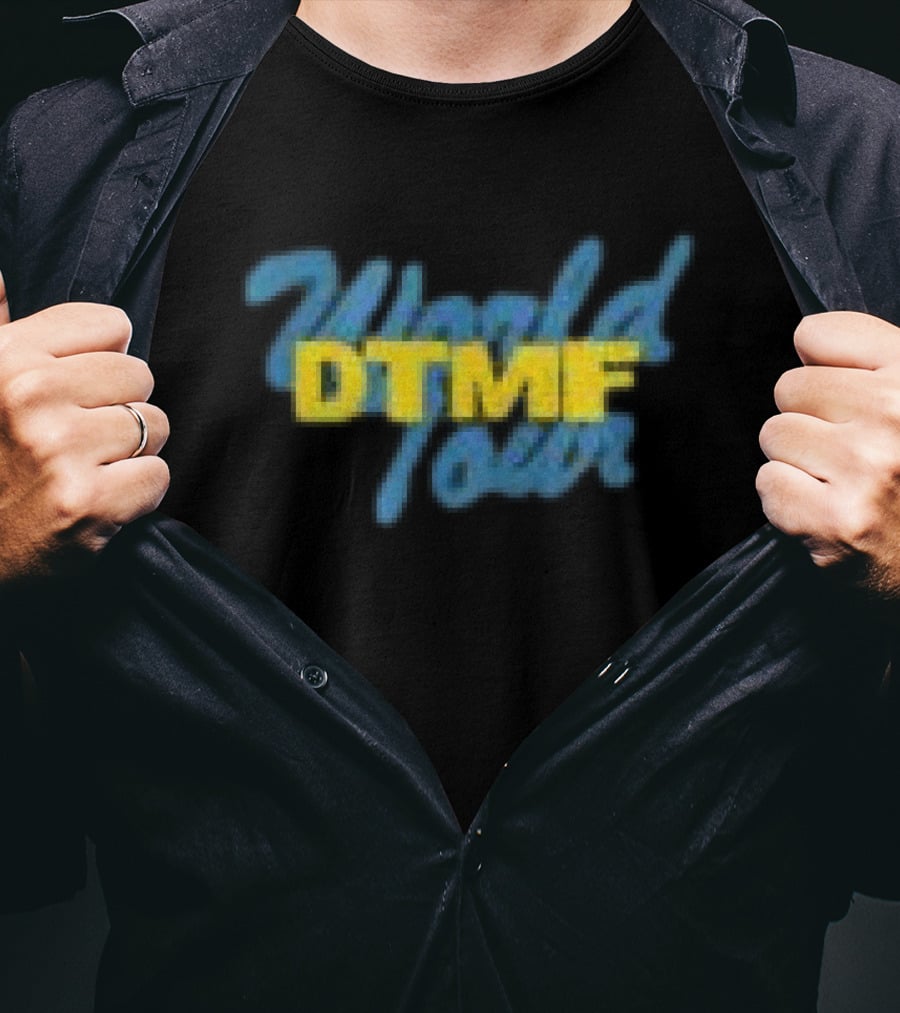 Debi Tirar Mas Fotos Dtmf World Tour Black T-Shirt