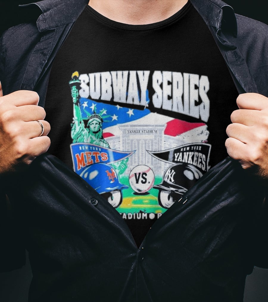 Subway Series Yankee Stadium Bronx NY Mets Yankees Statue Of Liberty T-Shirt
