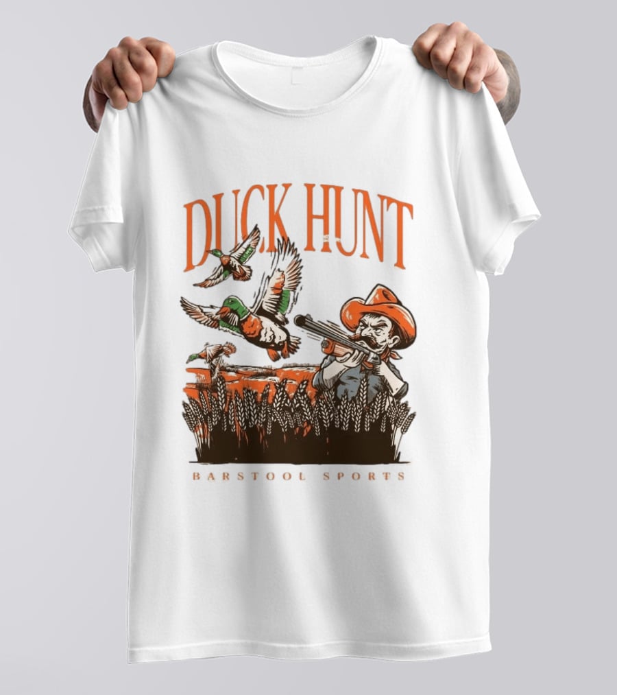 Duck Hunt Barstool Sports Vintage Hunting Scene T-Shirt