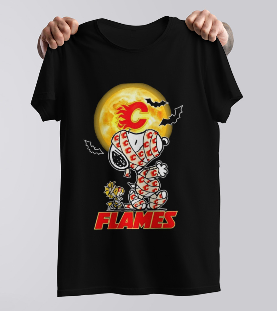 Flames Halloween Snoopy Woodstock Mummy Cosplay Calgary C Bat Moon T-Shirt