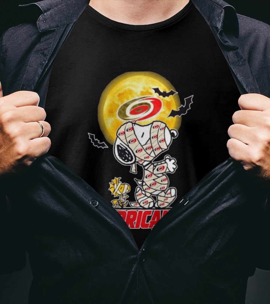 Carolina Hurricanes Snoopy Woodstock Mummy Halloween Moon Bats T-Shirt