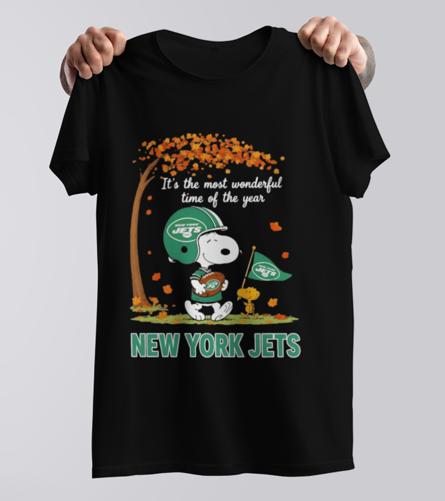 It's The Most Wonderful Time Of The Year Snoopy And Woodstock New York Jets Celebration T-Shirt