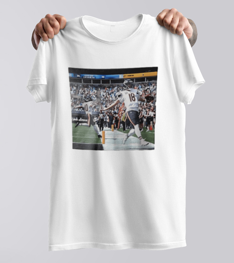 Chicago Bears Caleb Williams Rome Odunze Players Photo NFL Football Action T-Shirt