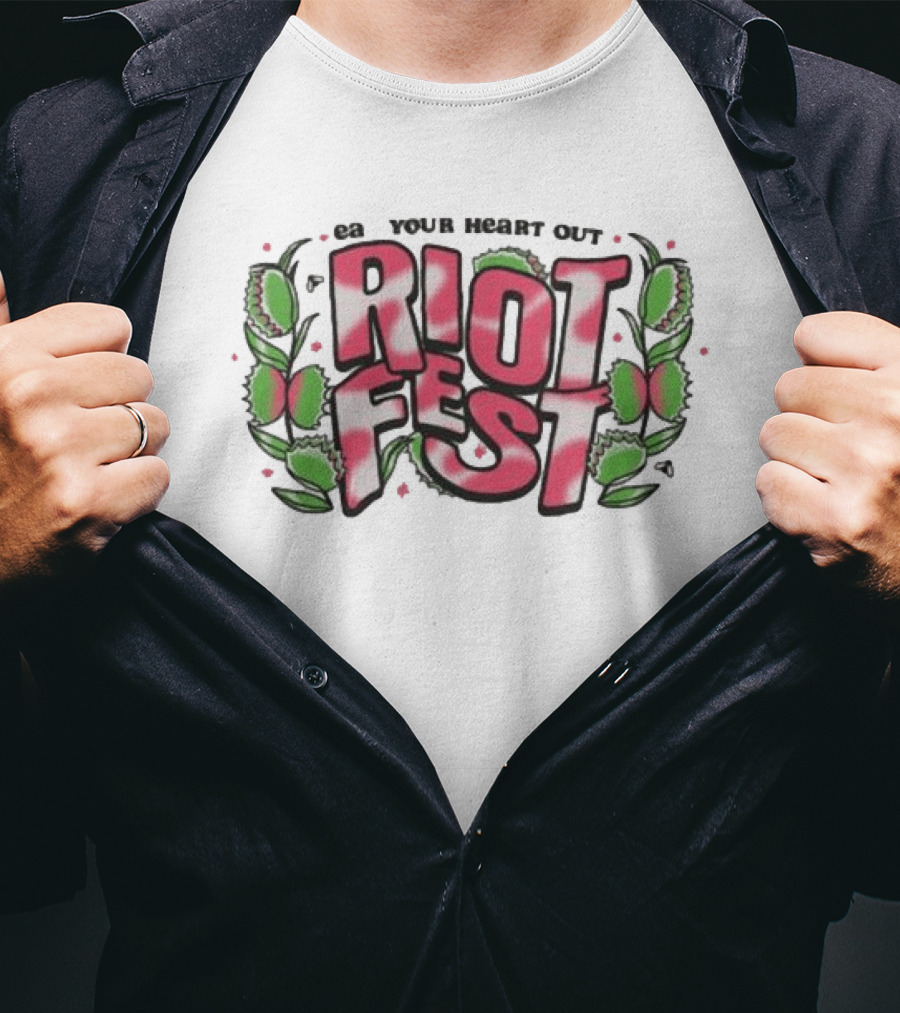 Riot Brand Eat Your Heart Out Riot Fest Crop T-Shirt