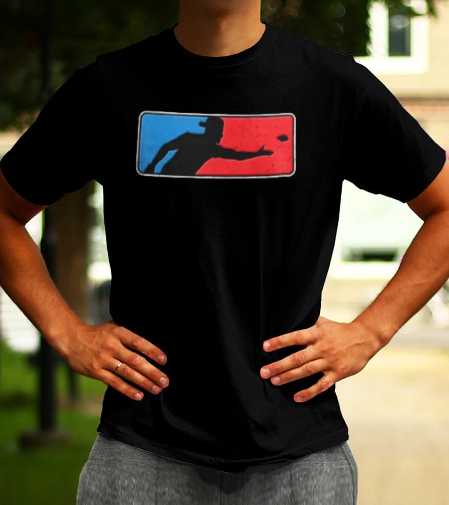 Distressed Red Blue Disc Golf Throwing Silhouette Sports Ultimate T-Shirt