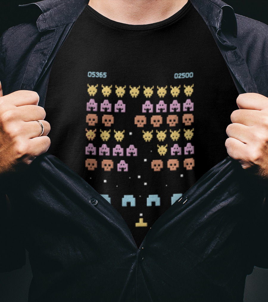 05365 02500 Pixel Space Invaders Arcade Shooter Game Screen Retro Nostalgia T-Shirt