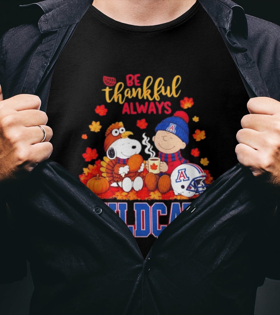 Be Thankful Always Snoopy And Charlie Brown With Wildcats Football Fan Gear T-Shirt
