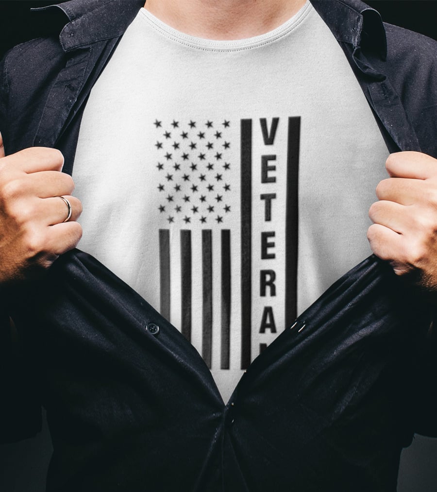 Veteran Vertical Monochrome US Flag Black Stars Stripes T-Shirt