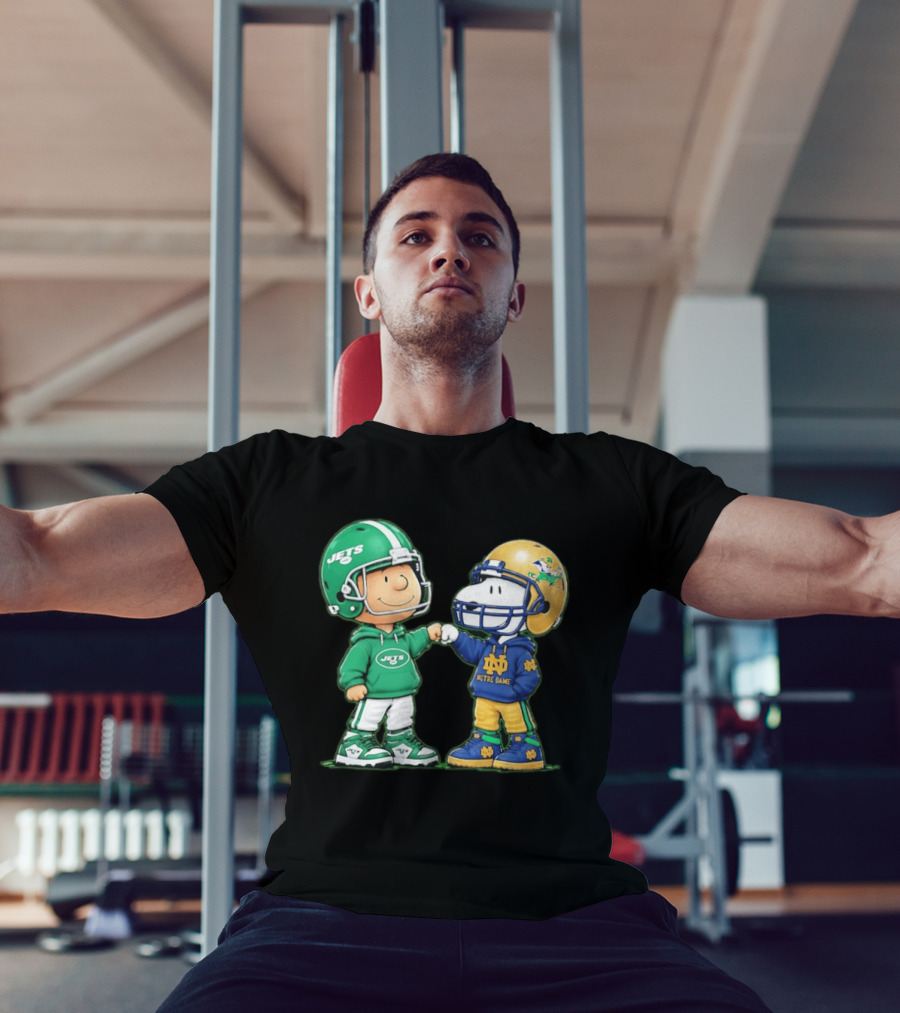 Charlie Brown Jets Snoopy Notre Dame Fist Bump T-Shirt