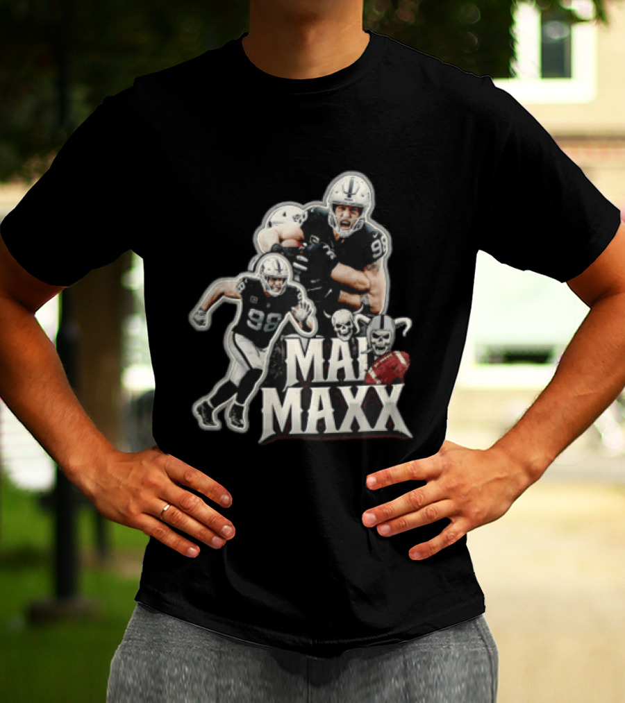 Las Vegas Raiders Maxx Crosby Mad Maxx Skulls Football T-Shirt