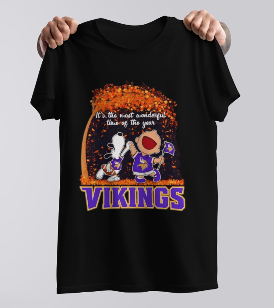Snoopy Charlie Brown Dancing Minnesota Vikings It's The Most Wonderful Time Of The Year T-Shirt