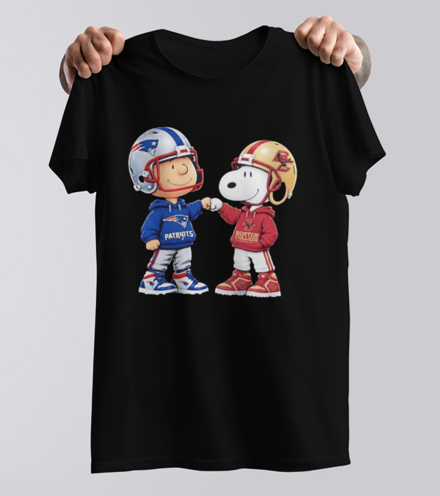 Snoopy Charlie Brown Patriots Boston College Eagles Fist Bump T-Shirt