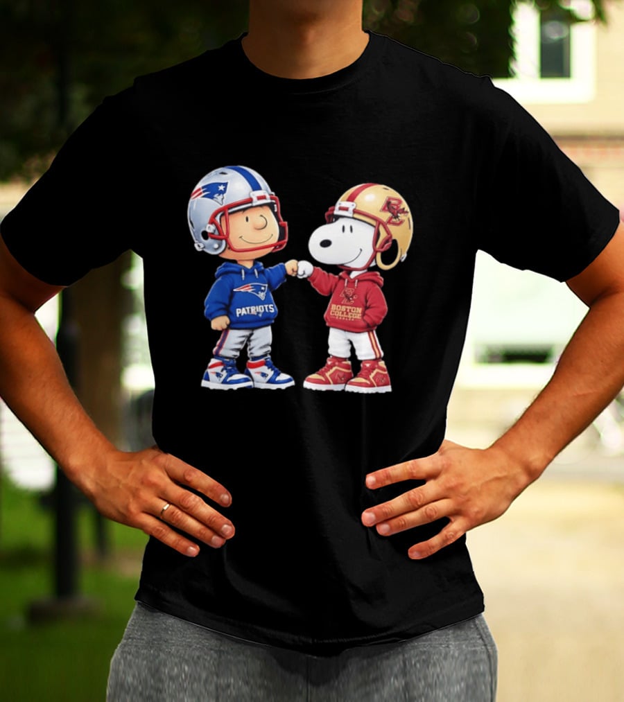 Snoopy Charlie Brown Patriots Boston College Eagles Fist Bump T-Shirt