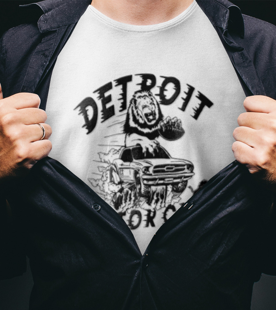 Detroit Lions Motor City Lion Holding Football Driving Car T-Shirt