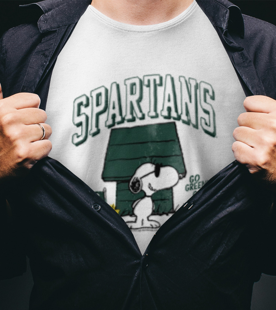Snoopy Woodstock Doghouse Spartans Michigan State Flag Cartoon T-Shirt